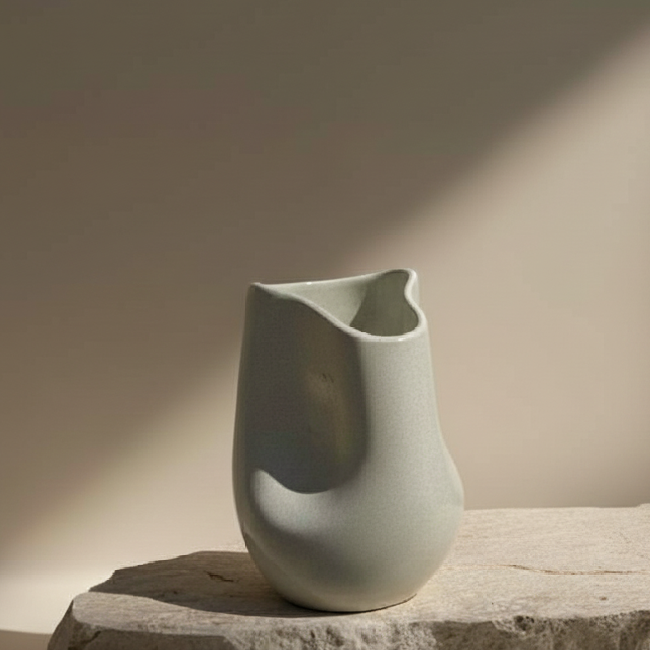 Sand organic vase